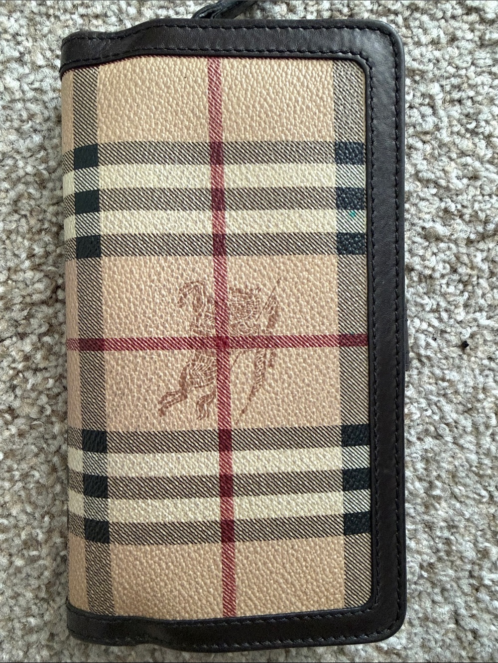Burberry Leather Continental Wallet - Picture 4 of 9